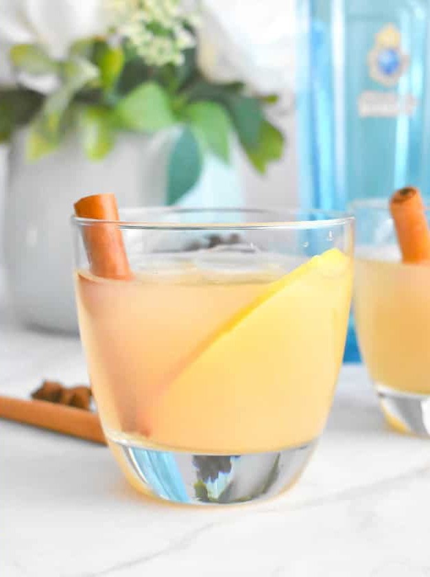 Warm Spiced Pear Gin Spritzer