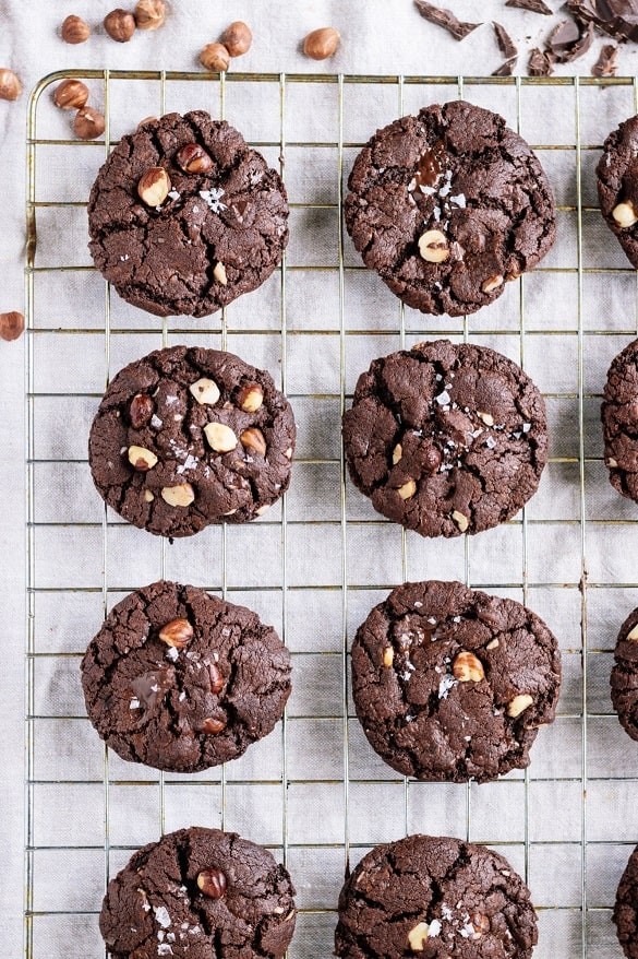 Chocolaty Hazelnut Cookies with a Crunchy Twist