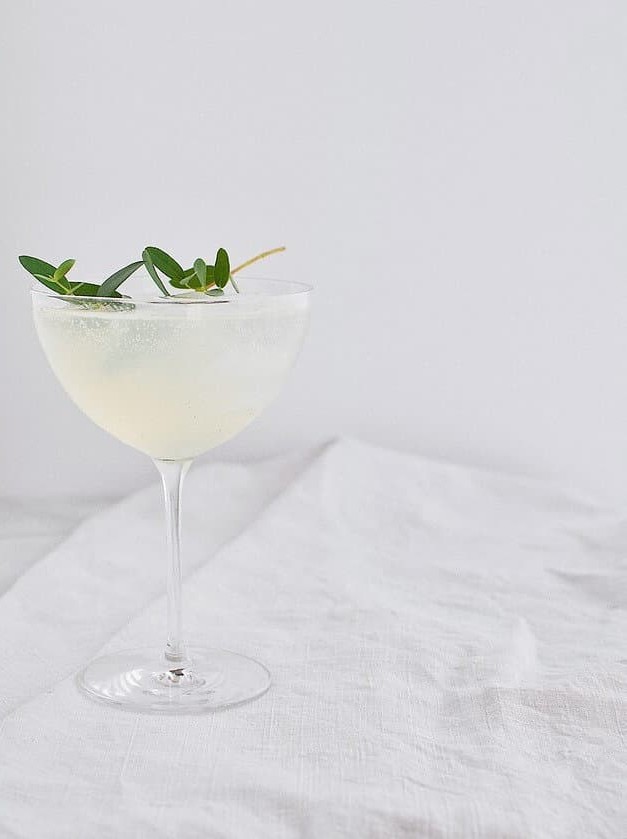 Pearfectly Fizzy Elderflower Lemon Delight