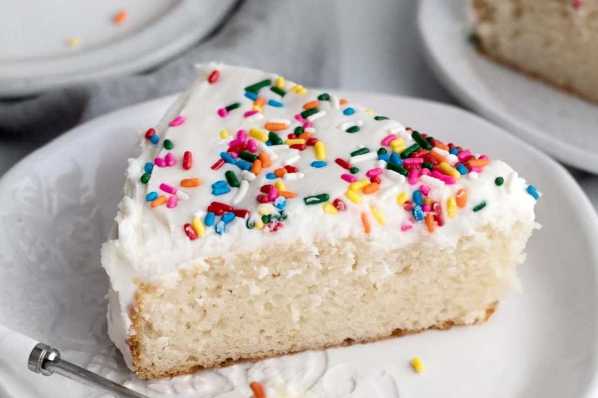 Eggless Vanilla Cake