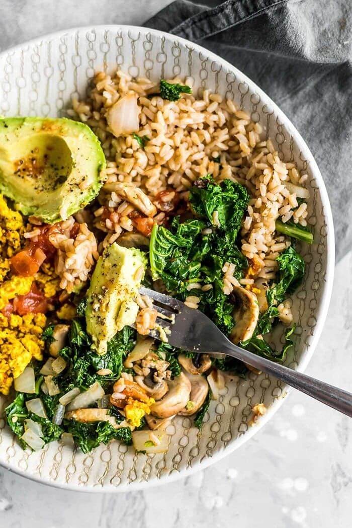 Vegan Breakfast Bowls with Nutritious Flair