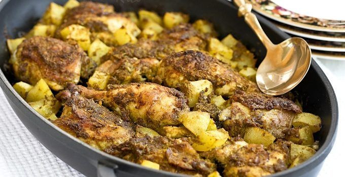 Spicy Chicken Drumsticks with Curry Flair