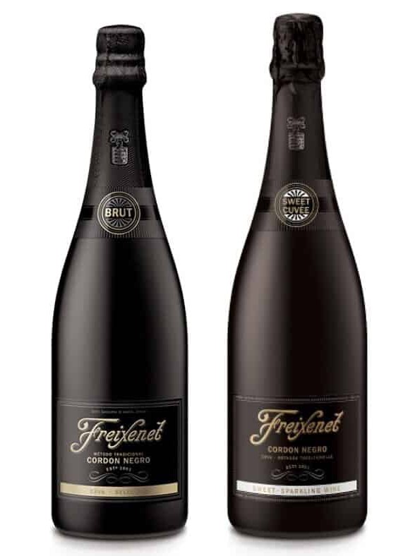 Cranberry Sparkler: A Festive Holiday Drink