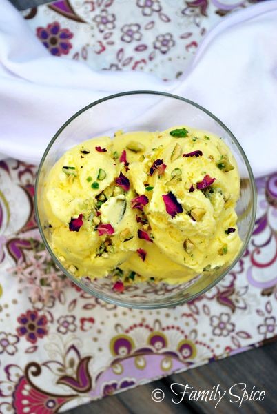 Tabriz-Style Almond Macaroon Delights