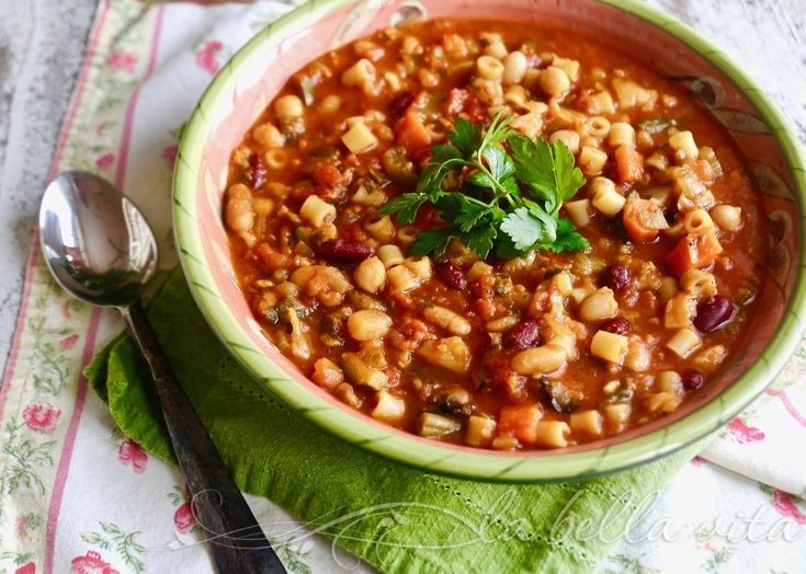 Melting Swiss Cheese with Traditional Fondue Flair