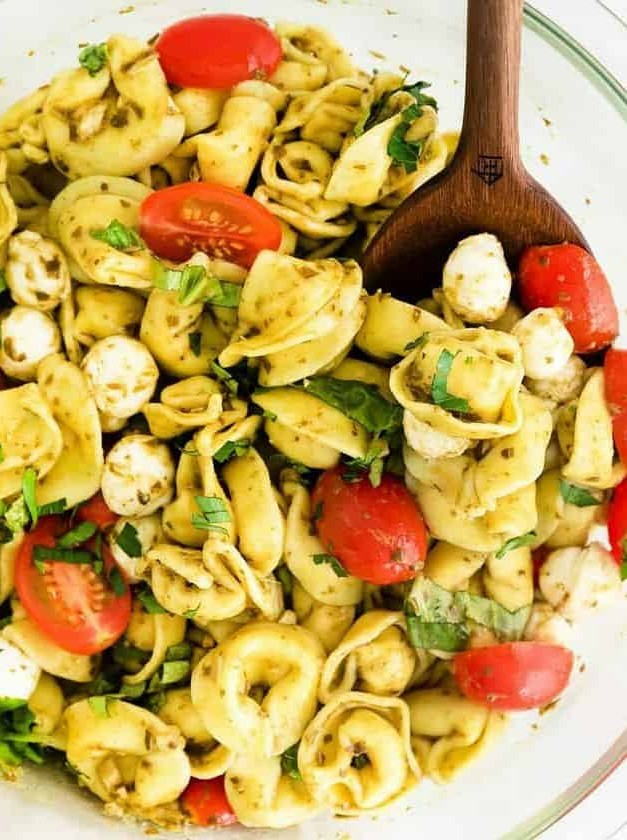 Pesto Pasta Salad with Cheesy Twist