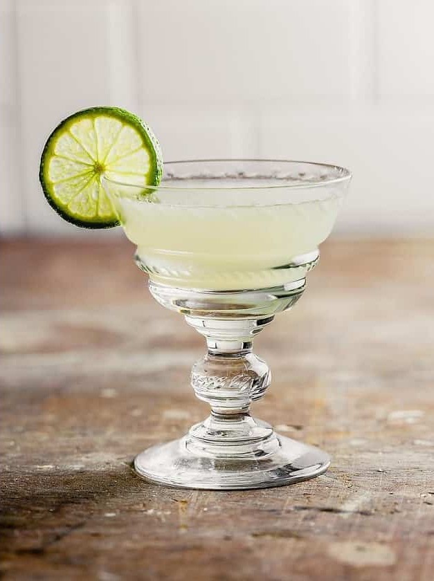 Vodka Gimlet: A Refreshing Classic Cocktail