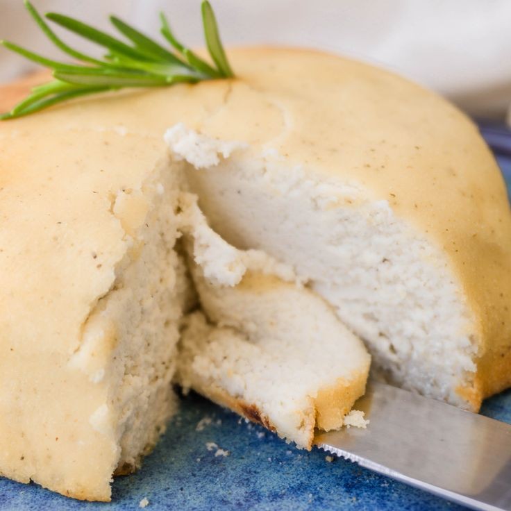 Creamy Macadamia Nut Mascarpone Frosting Delight