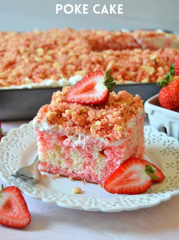 Strawberry Crunch Cake Delight
