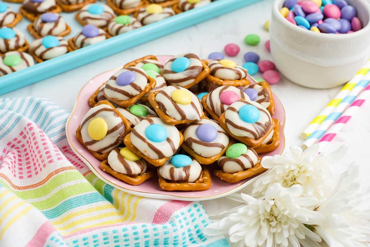 Quick Springtime Pretzel Delights