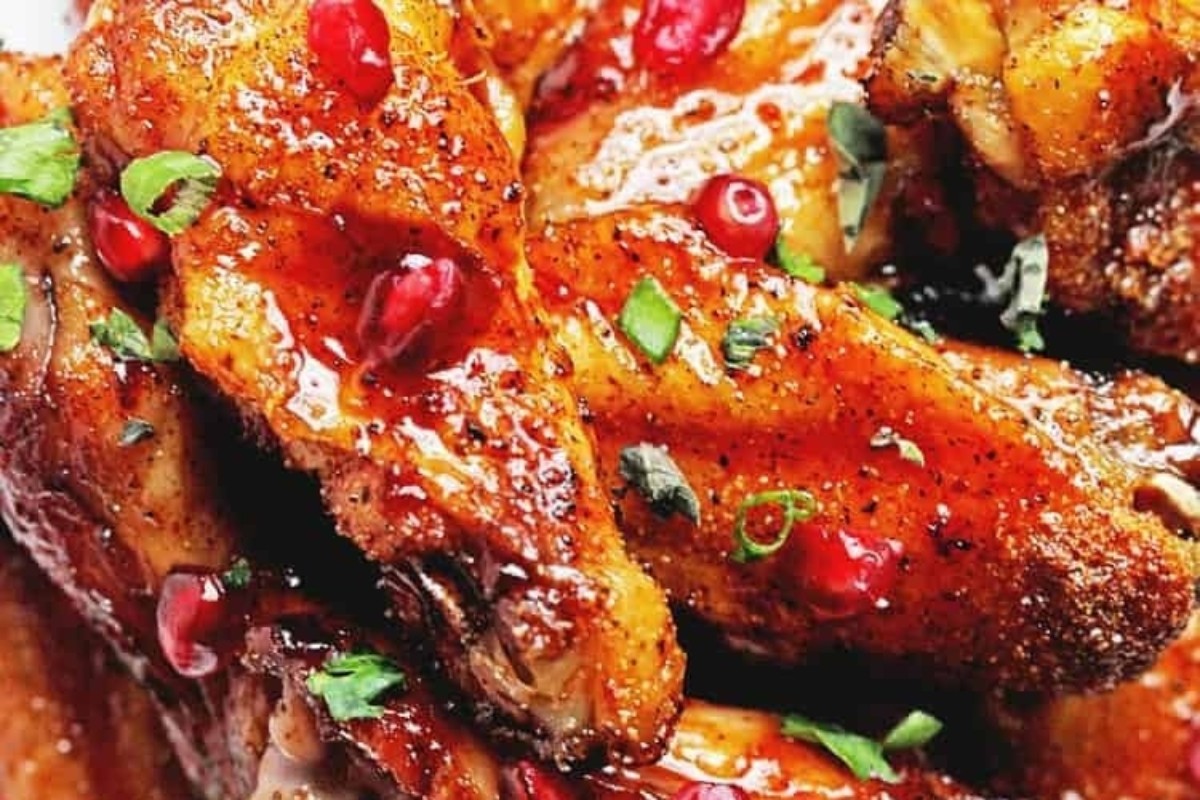 Sweet & Spicy Pomegranate Wings