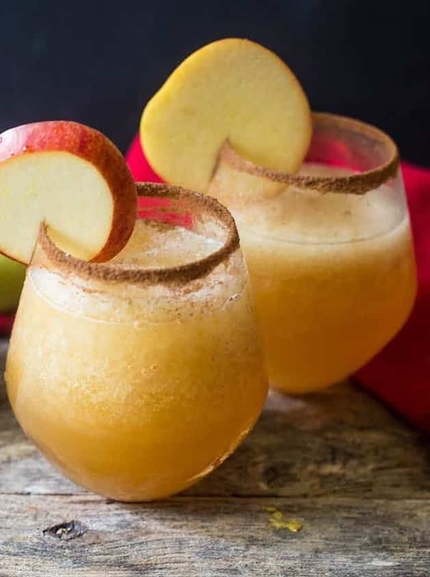 Autumn Apple Cider Cocktail Delight