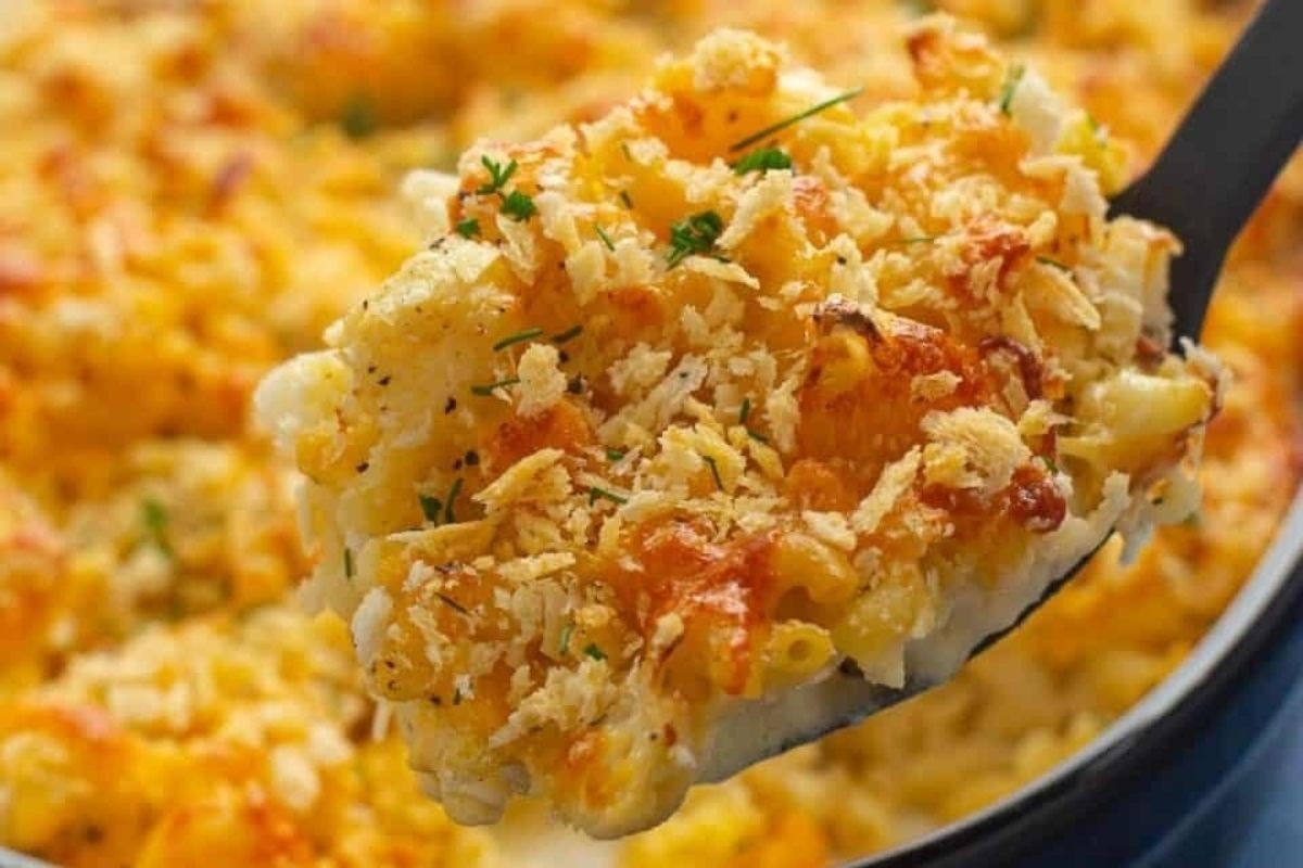 Cheesy Cauliflower Fettuccine Delight