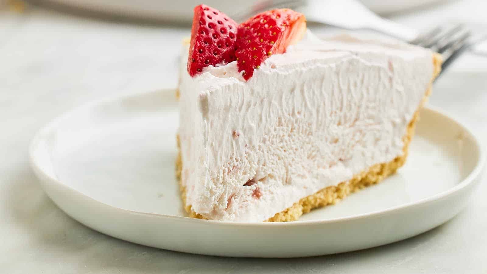Refreshing Strawberry Graham Crust Pie