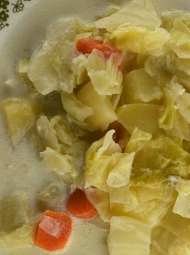 Amish-Style Cabbage Soup Recipe Delights