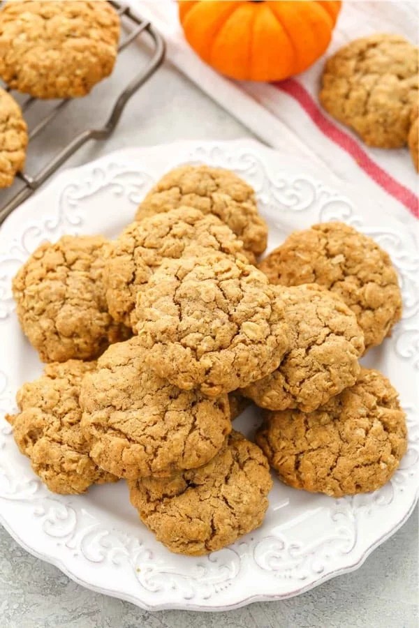 Pumpkin Oatmeal Cookies with a Soft Twist