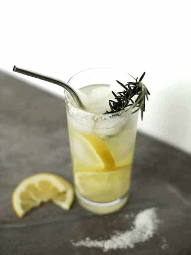 Keto Tequila Spritzer