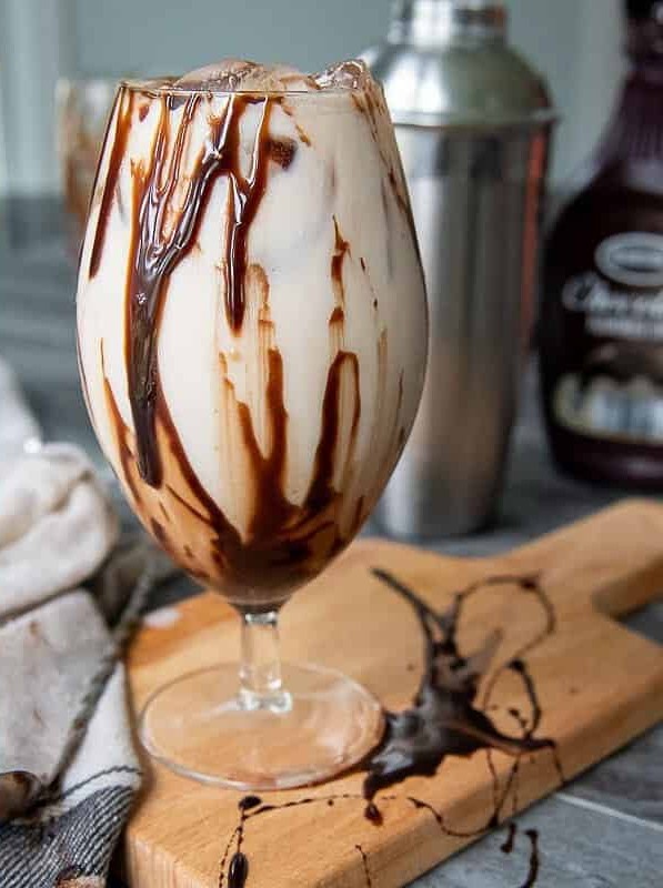 Bulldog Brew: A Fizzy Coffee Cocktail