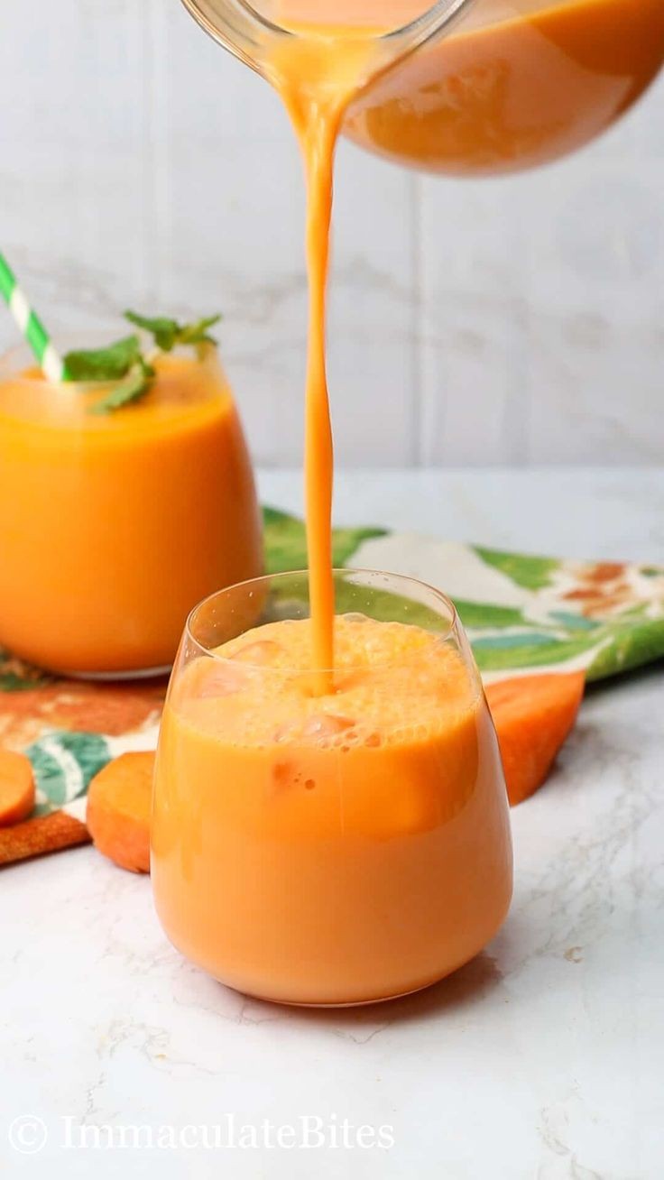 Tomato Carrot Juice with Citrus Twist