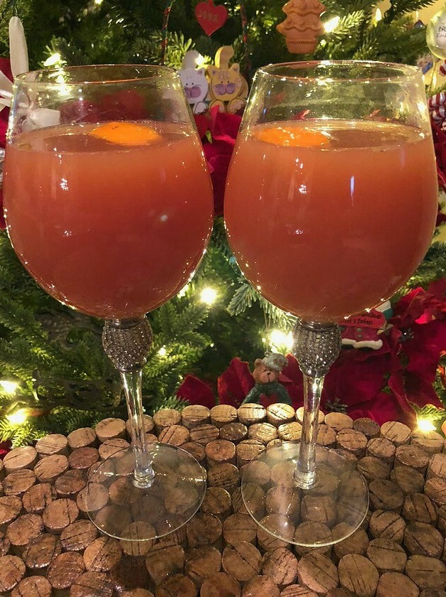 Cranberry Sparkling Cocktails for the Holidays