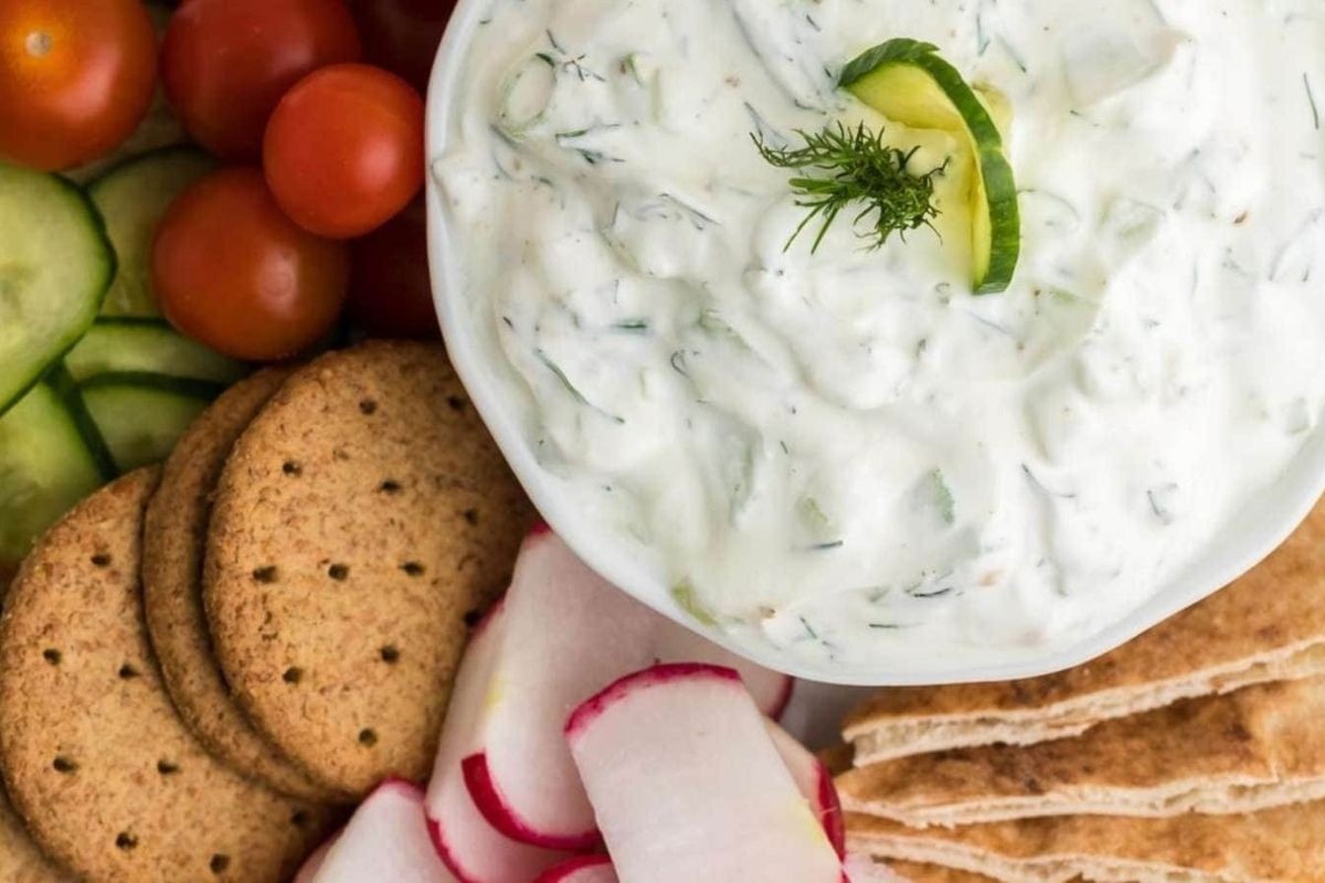 Quick Creamy Cucumber Veggie Delight