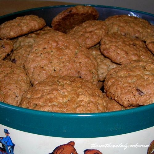 Pennsylvania Molasses Cake Delight