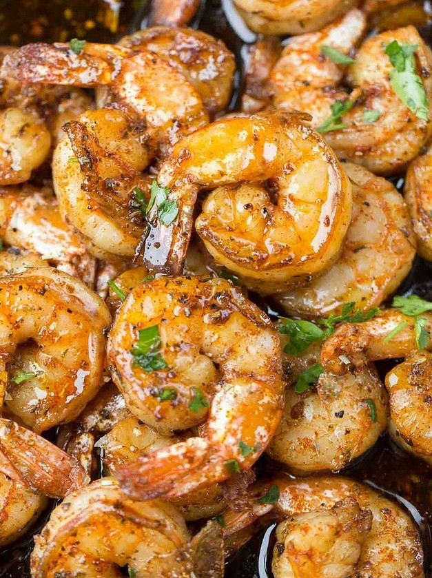 Flavorful Garlic Shrimp with Quick Saute