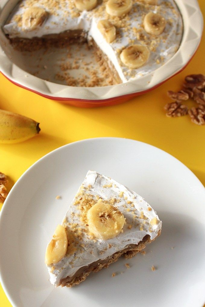 Easy Strawberry Banana Picnic Dessert