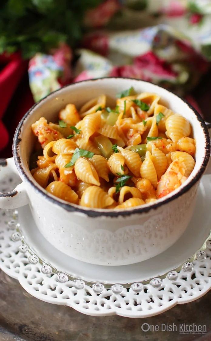 Crispy Crawfish Egg Roll Bites