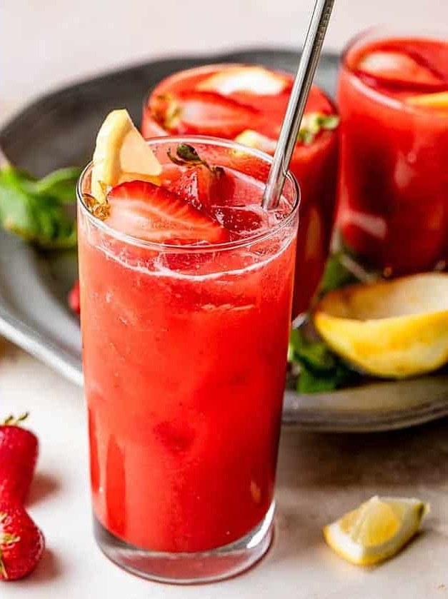 Summer Strawberry Wine Spritzer