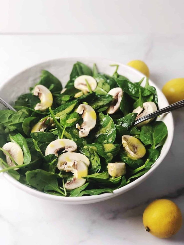 Asian-Inspired Spinach Salad with Zesty Dressing