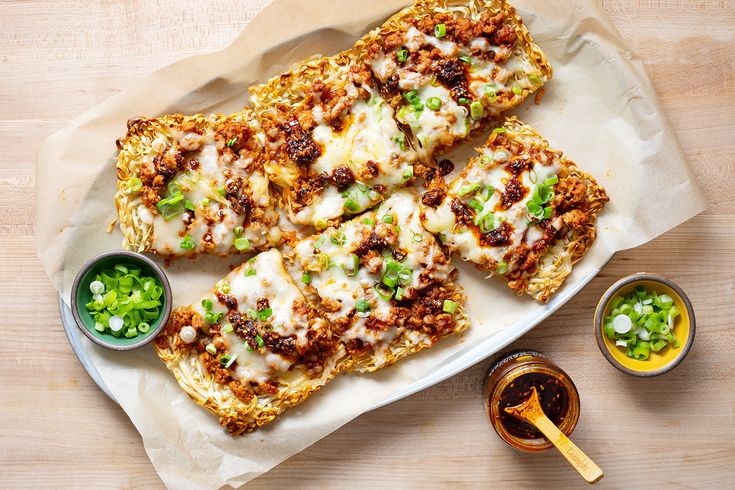 Noodle Pizza Twist with Spicy Pork Topping