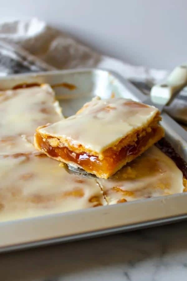 Apple Delight Squares from Heaven