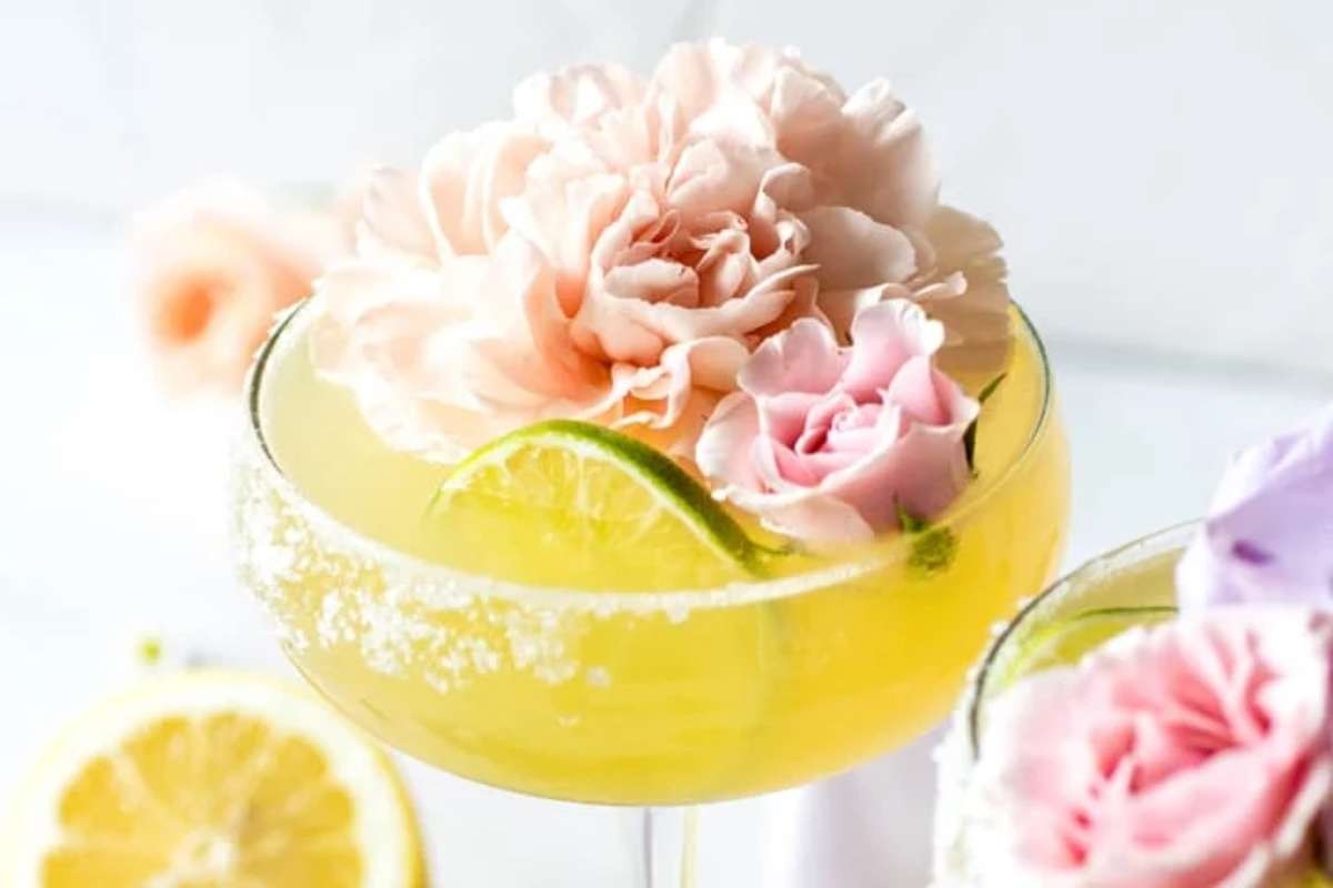 Honeyed Kombucha Rose Tequila Spritzer