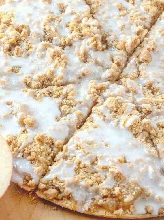 Apple Pie Pizza Delight