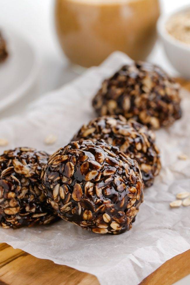 Vegan & Gluten-Free Chocolate Oat Bites