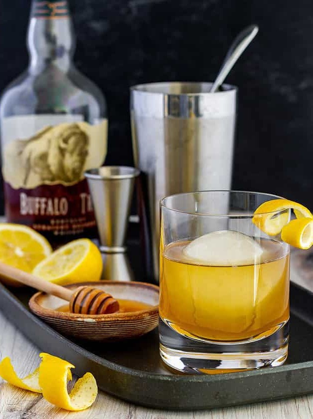 Bourbon Delight: A Honeyed Twist