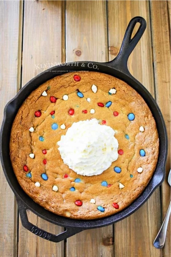 Star-Spangled Skillet Chocolate Delight