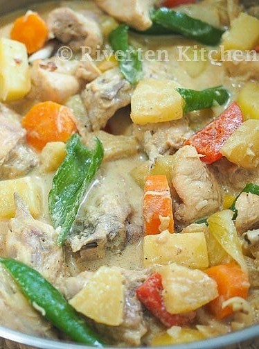 Pineapple Chicken Stew in Creamy Milk