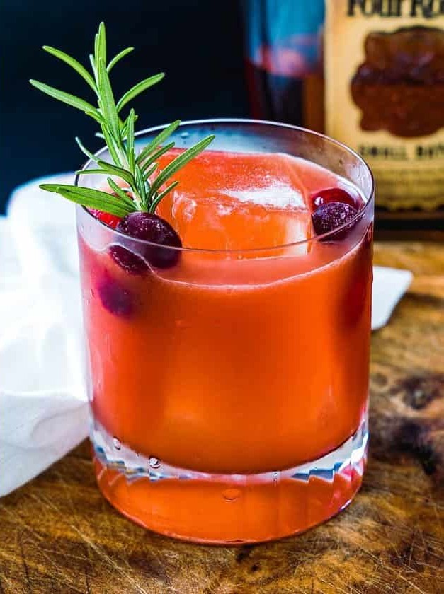 Bourbon Cranberry Cocktail Delight