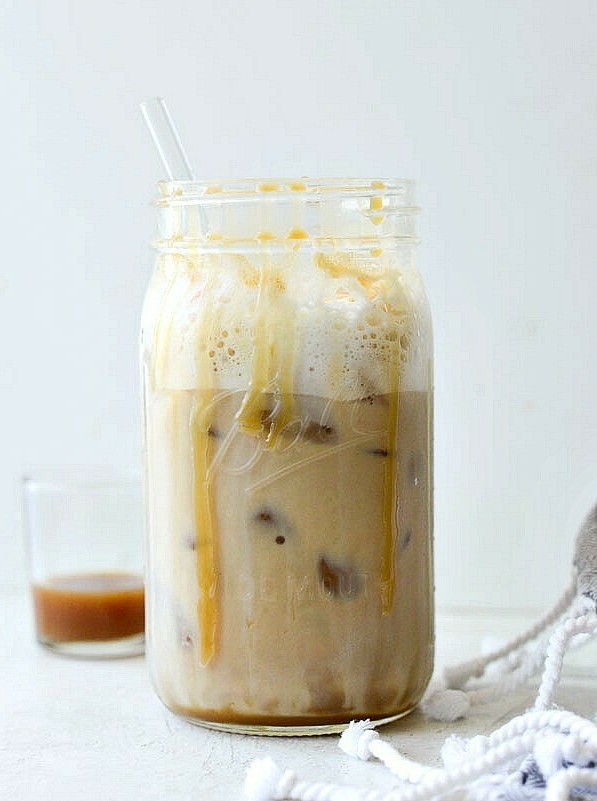 Vanilla Iced Caramel Coffee Delight