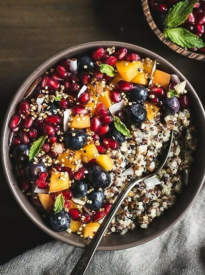 Quinoa Breakfast Bowl Delights