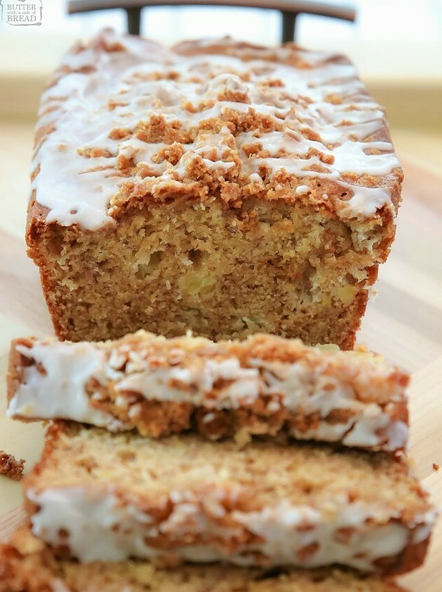 Cinnamon Apple Banana Bread Delight