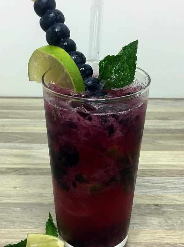 Fruity Twist on Classic Summer Cocktails