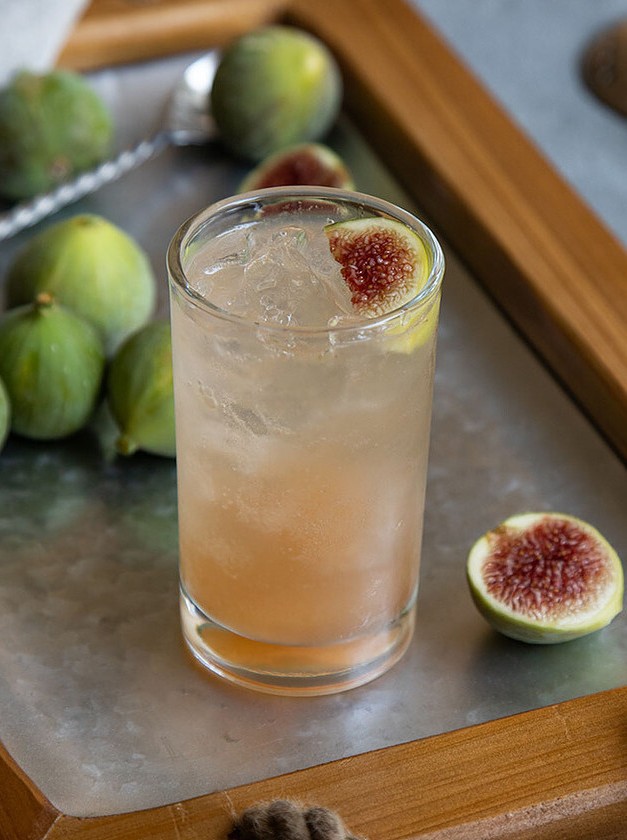 Fig Infused Sparkling Delight