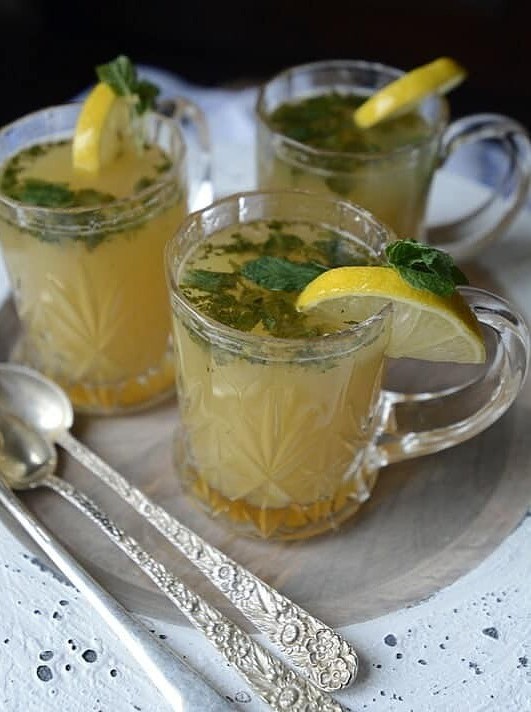 Tropical Twist on Refreshing Green Tea