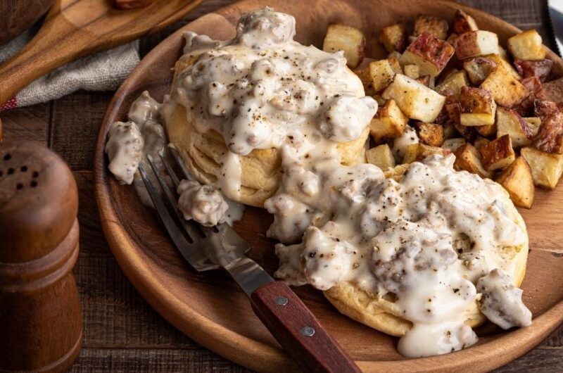 Italian Ground Beef Casserole with Biscuit Topping