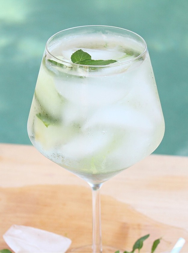 Minty Cooler Vodka Drink Recipe