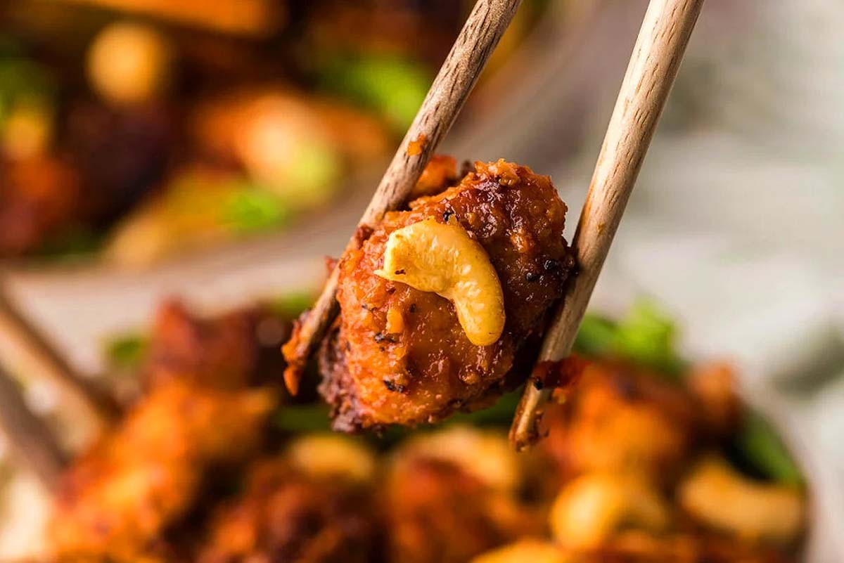 Crockpot Chicken in a Spiced Nutty Sauce