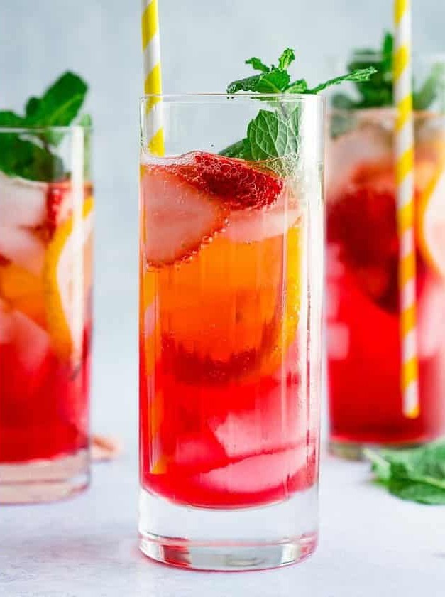 Berry Twist Vodka Sparkler